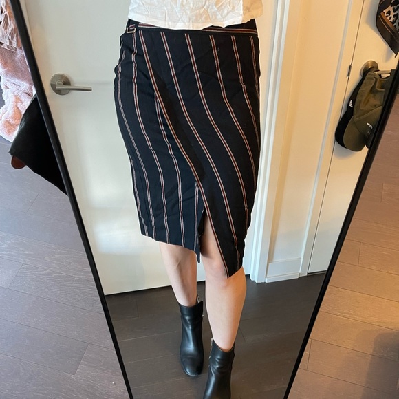 Dynamite skirt - Picture 1 of 6